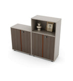 現代灰色木紋帶鎖掩門儲物櫃 Modern Grey Wood Grain Storage Cabinet