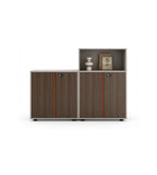 現代灰色木紋帶鎖掩門儲物櫃 Modern Grey Wood Grain Storage Cabinet